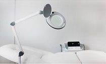 Лампы лупы косметологические